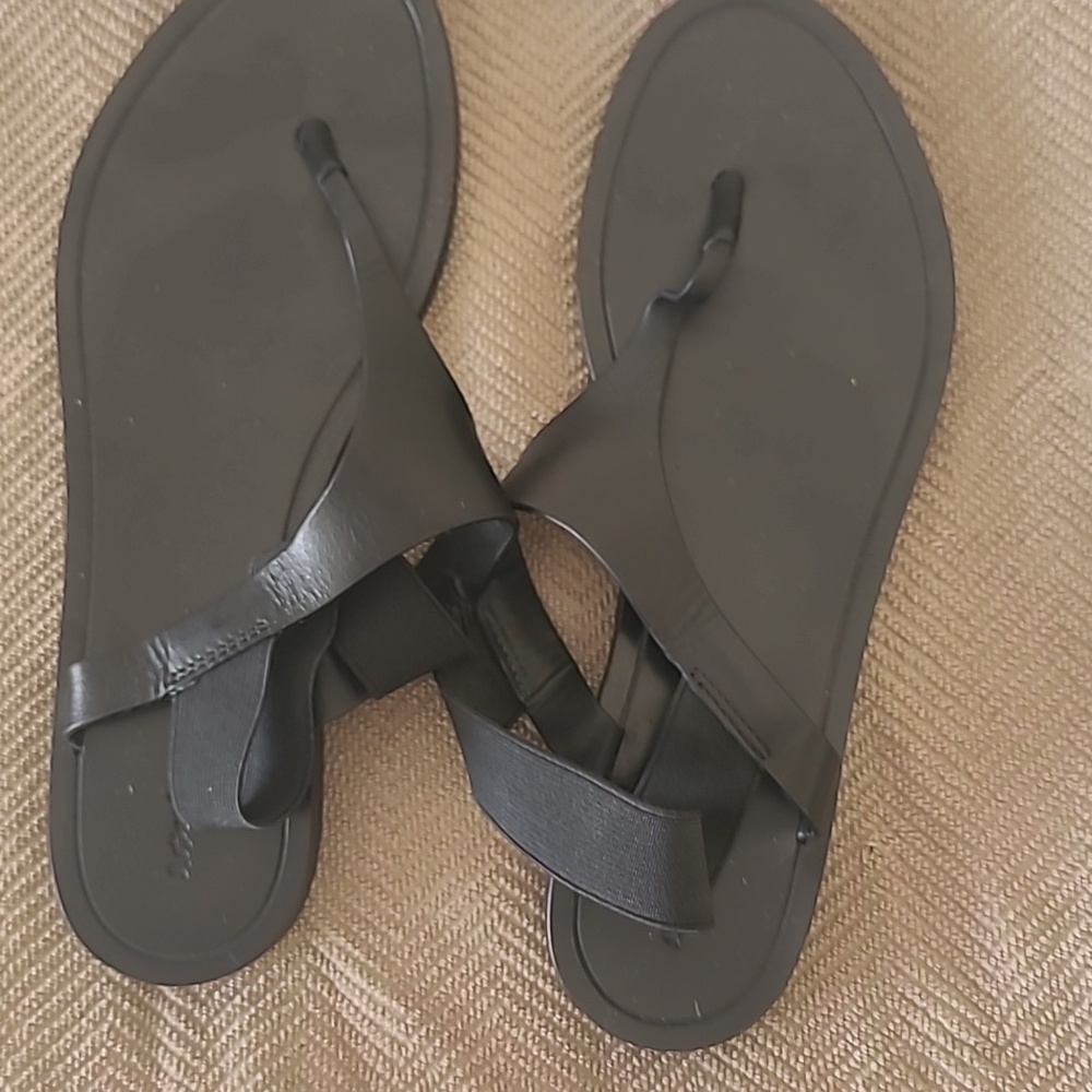 Black sandals